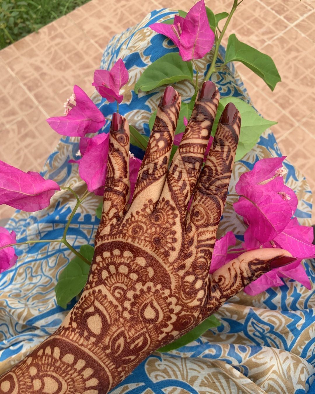 اجمل نقوش الحناء السعودية للعروس من تنفيذ Sana Khan Henna Designs