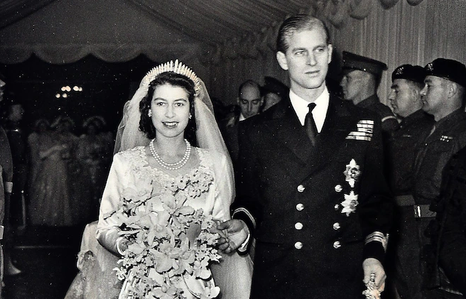 الملكة إليزابيث الثانية Queen Elizabeth II