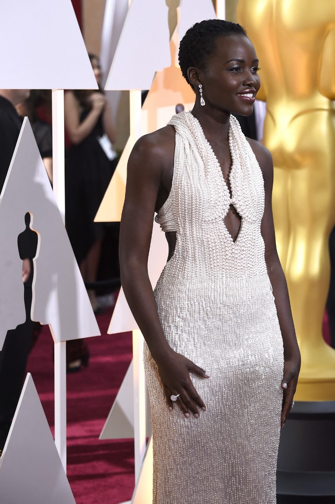 فستان Lupita Nyong'o للأوسكار لعام 2015