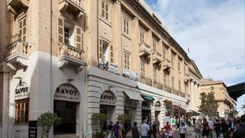 مركز تسوق سافوي Savoy Shopping Arcade