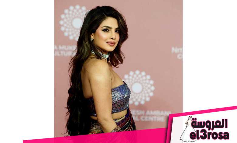 اطلالة Priyanka Chopra برسمات المكياج البراق- الصورة من صفحة خبير الجمال Daniel Bauer