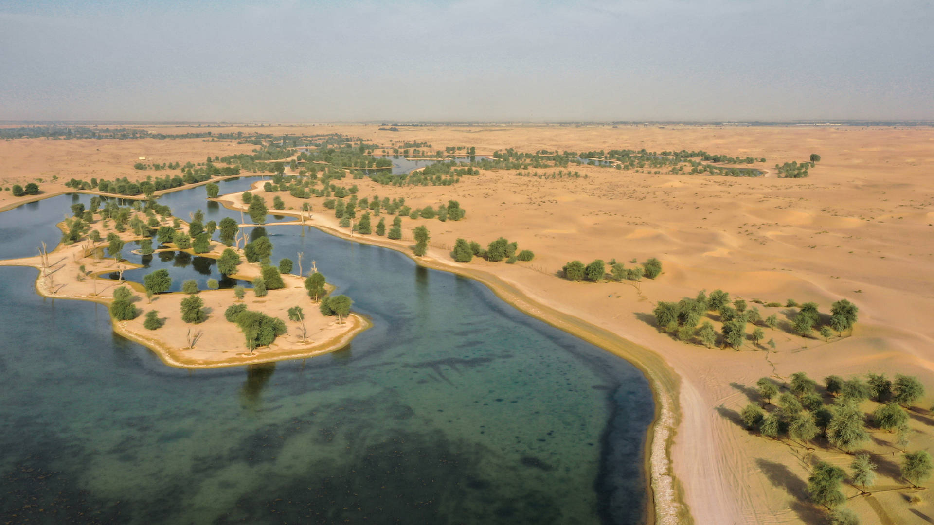 منطقة بحيرات القدرة AL QUDRA LAKES