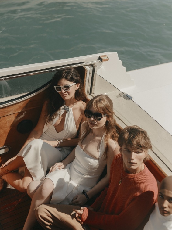 Alisa Volskaya,Ivy Getty, Jordan Barrett, Ikram Abdi 