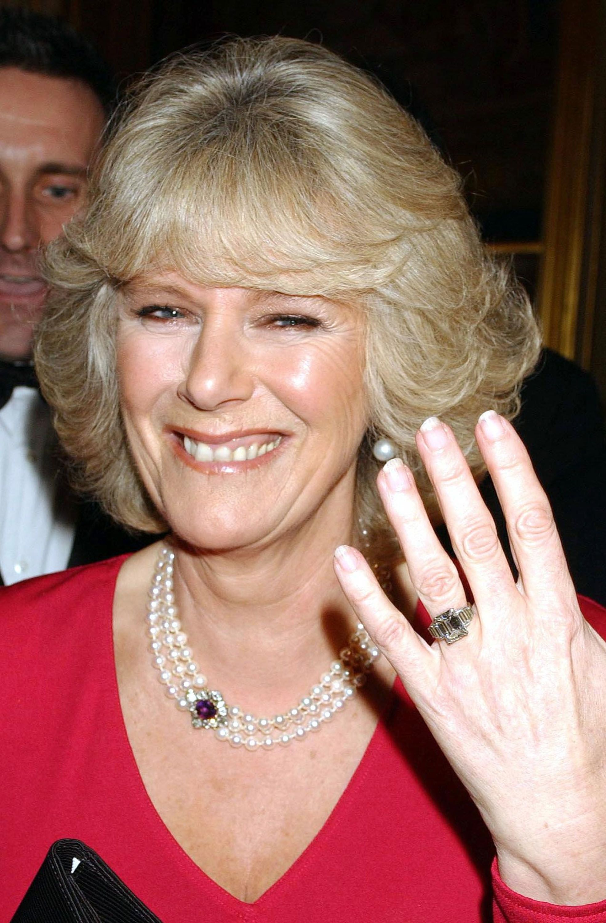 خاتم خطبة الملكة كاميلا Queen Consort Camilla