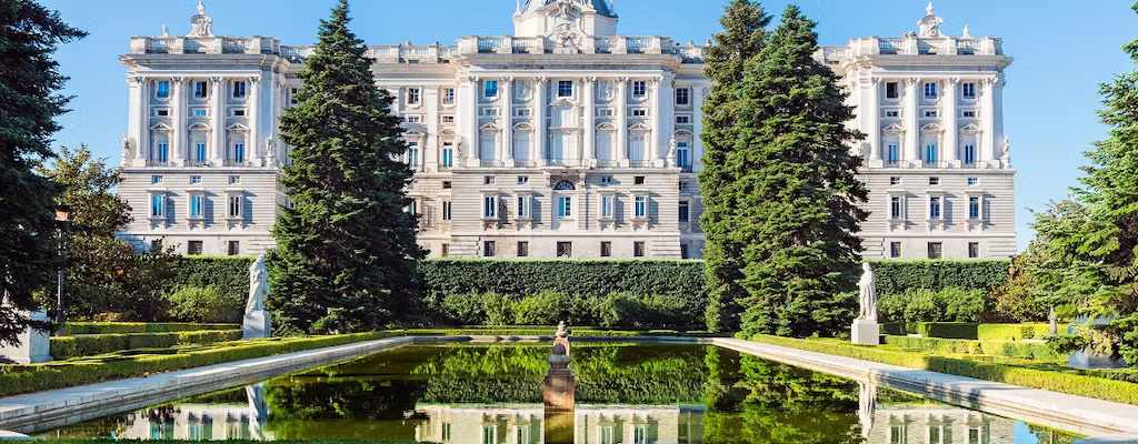 القصر الملكي بمدريد Royal Palace of Madrid، مدريد، إسبانيا