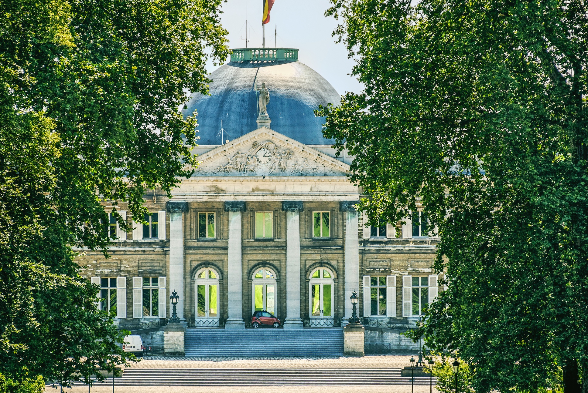 القلعة الملكية Royal Castle of Laeken، لاكن، بلجيكا