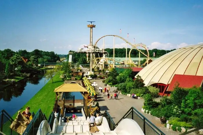 Attractiepark Slagharen للمتعة الاستثنائية في شهر العسل