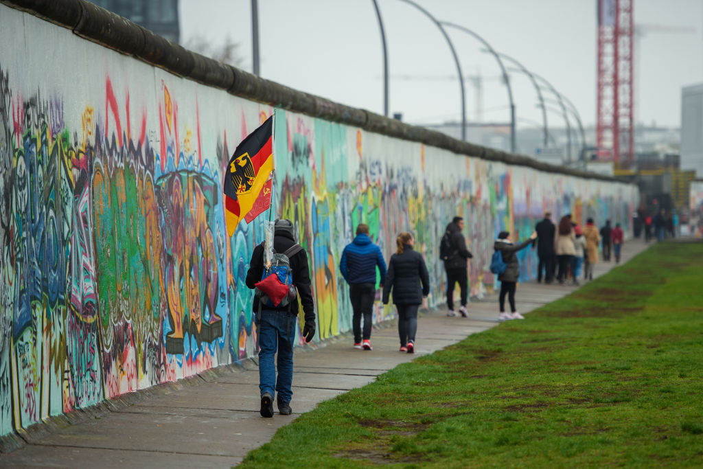 جدار برلين Berlin Wall