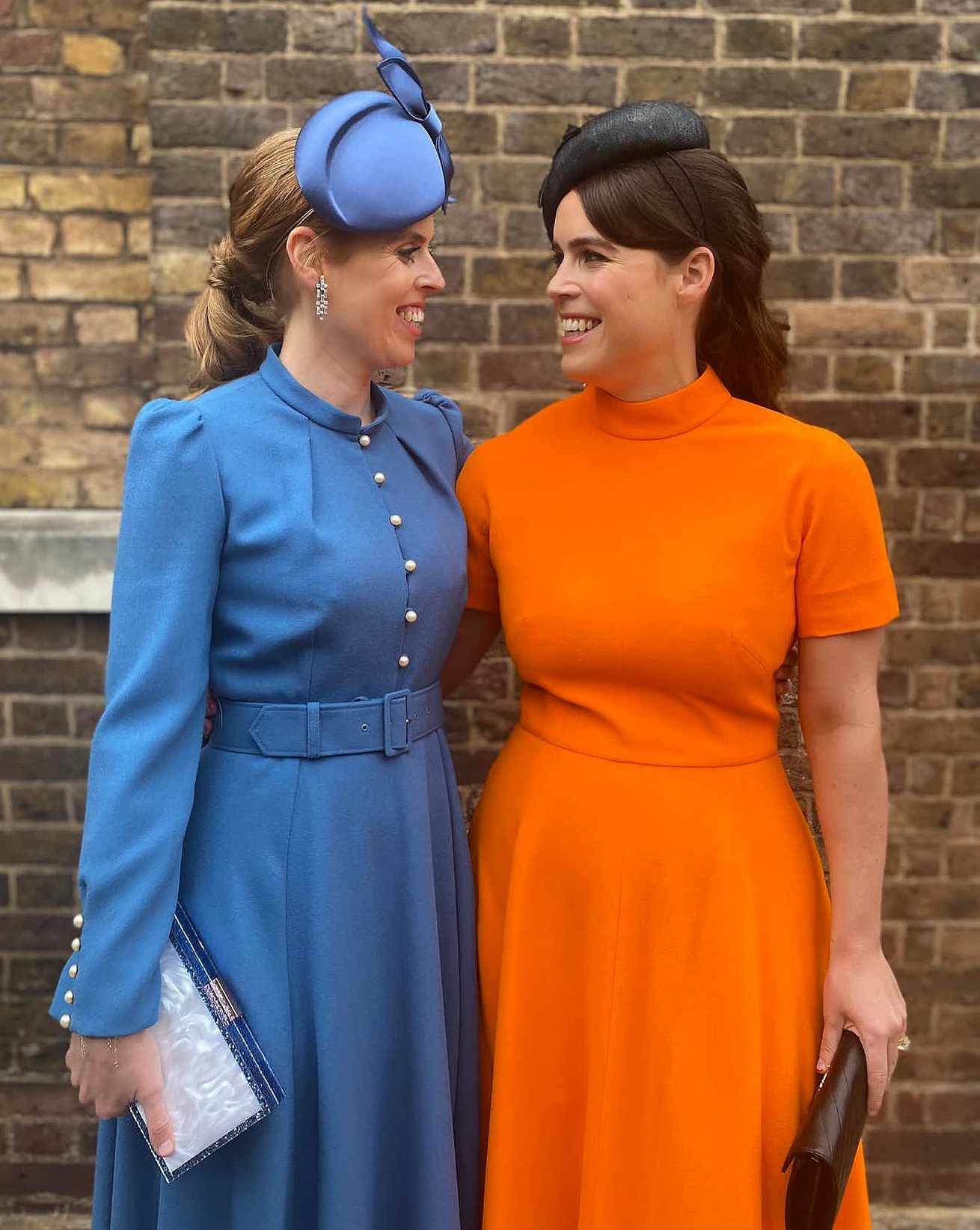 الأميرة بياتريس Princess Beatrice وشقيقتها الصغرى الأميرة يوجين Princess Eugenie