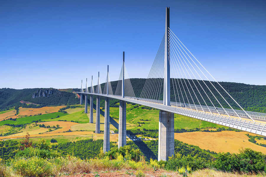 جسر ميلو Millau Bridge