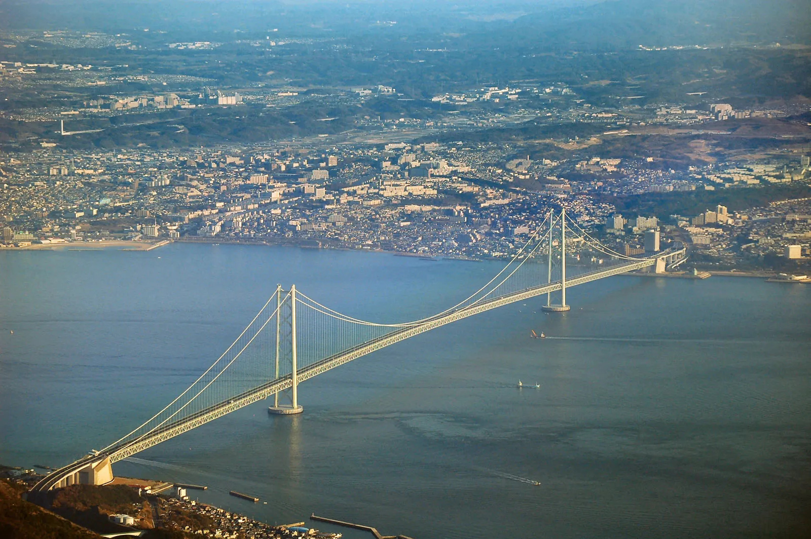 جسر أكاشي – كايكيو Akashi-Kaikyo Bridge