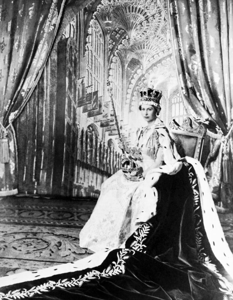 الملكة الراحلة إليزابيث الثانية