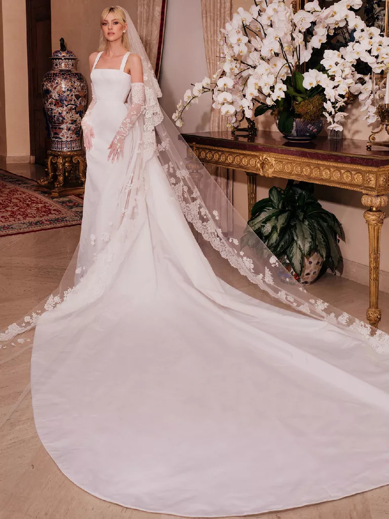 فستان زفاف نيكولا بيلتز Nicola Peltz