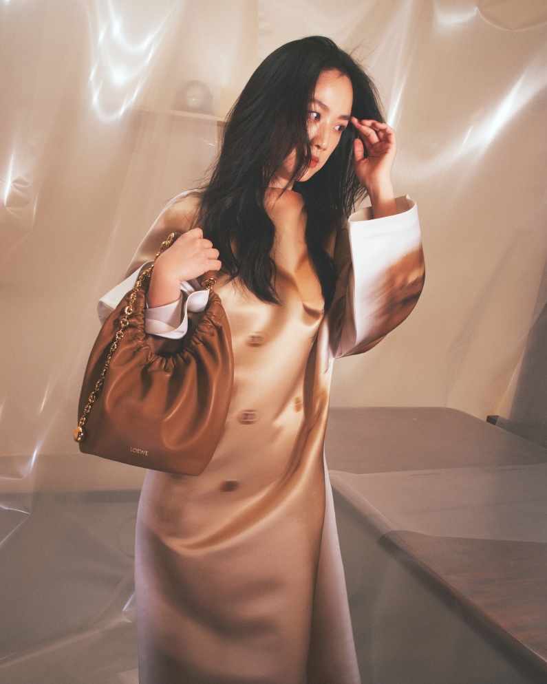 حملة LOEWE لموسم خريف وشتاء 2023