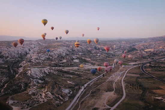 أبراج تعشق السفر والسياحة (3)