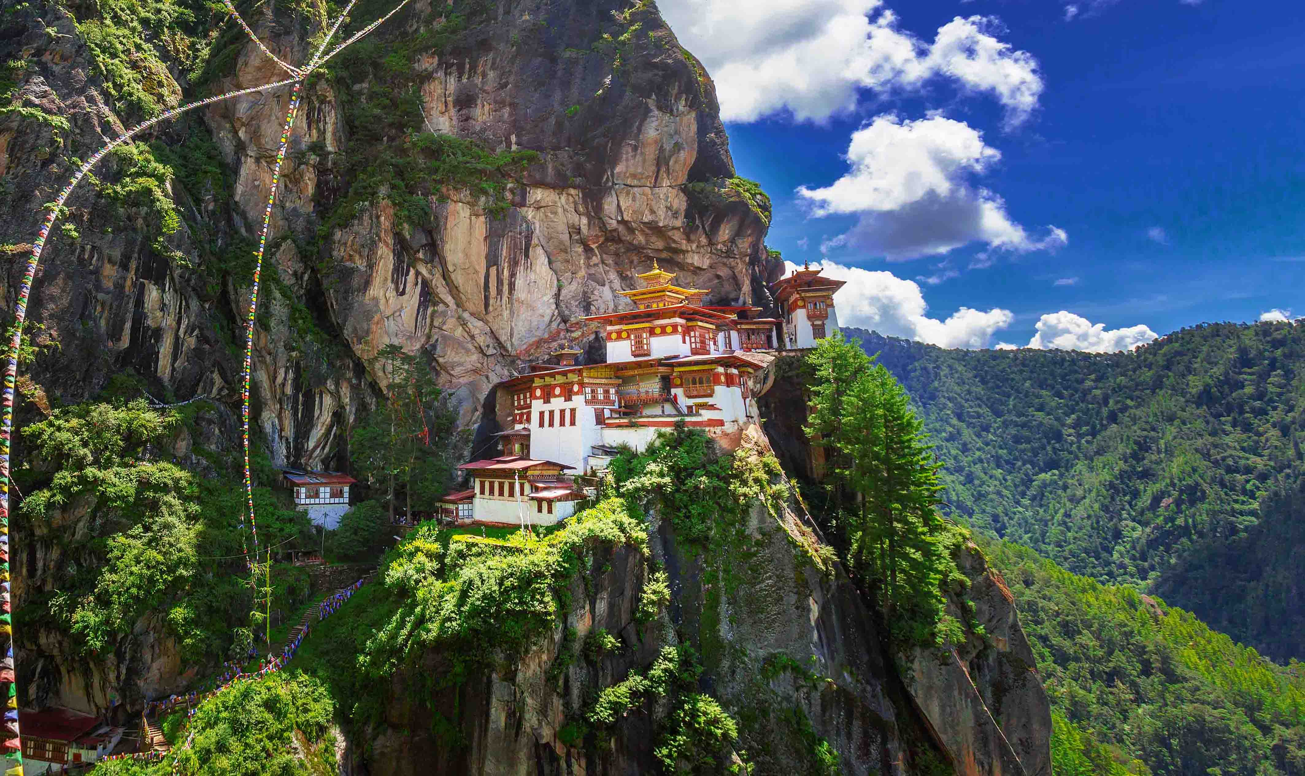 تاكتسانغ دزونغ Taktsang Dzong، بوتان