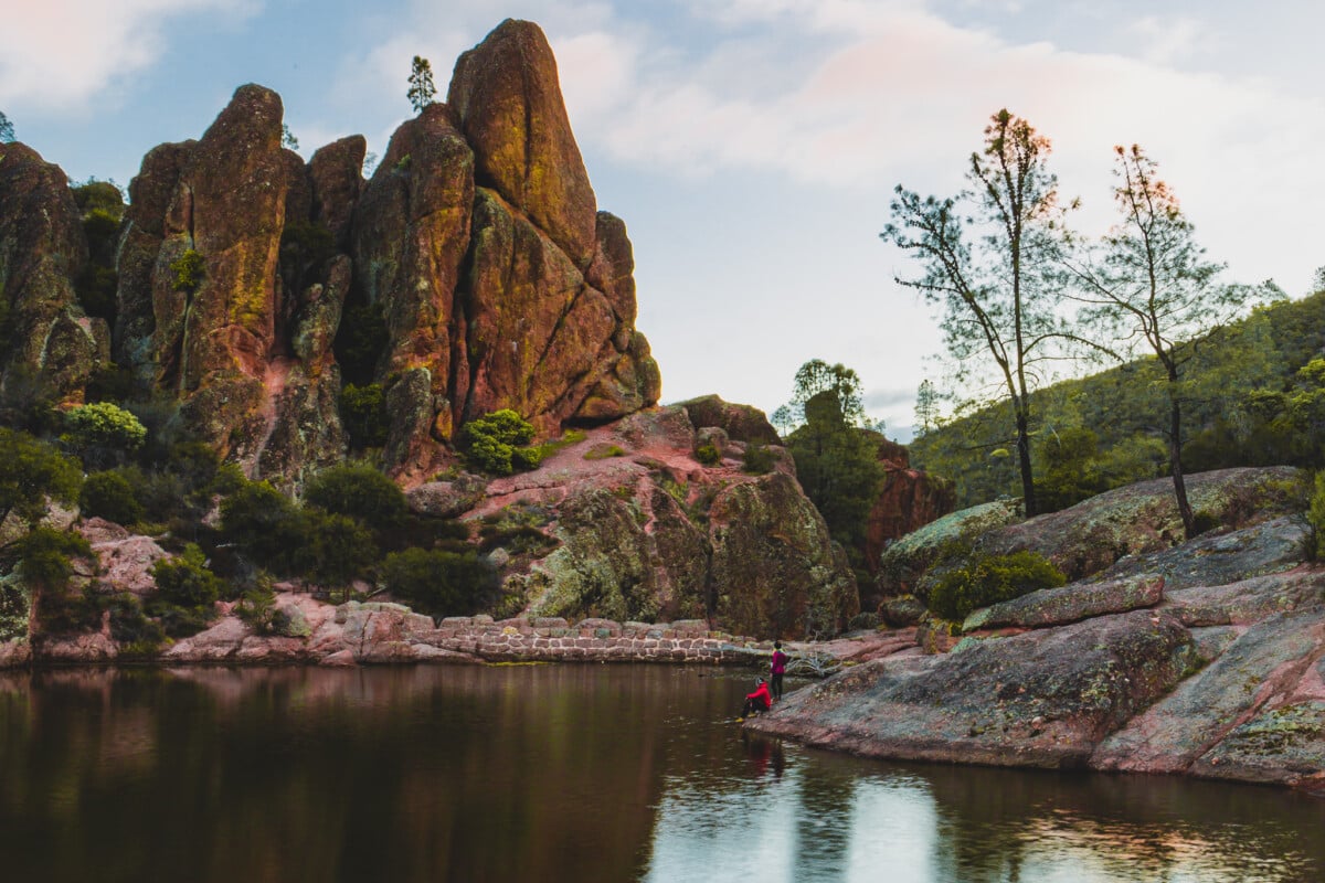 حديقة بيناكلز الوطنية Pinnacles National Park