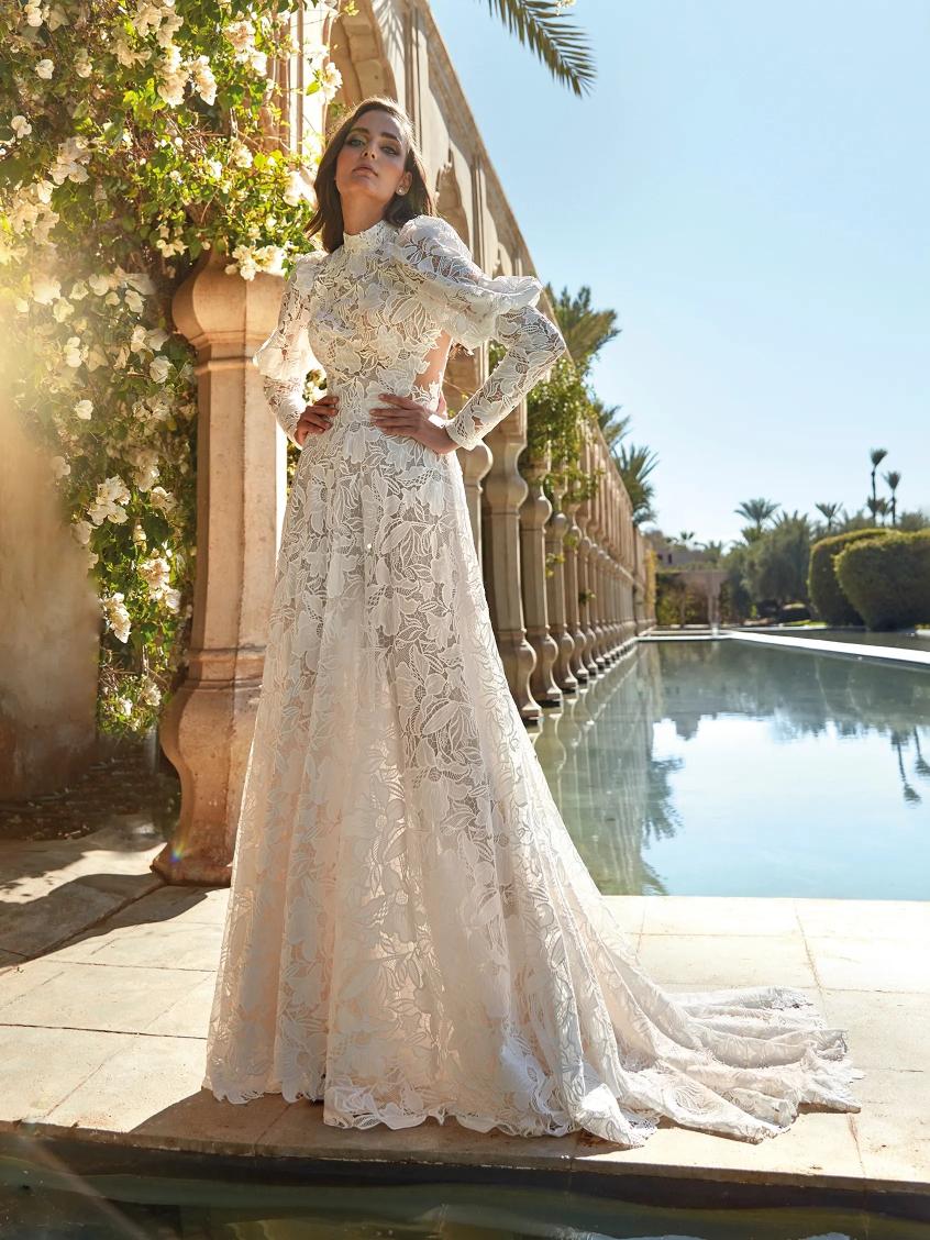 فساتين زفاف بوهيمية@pronovias