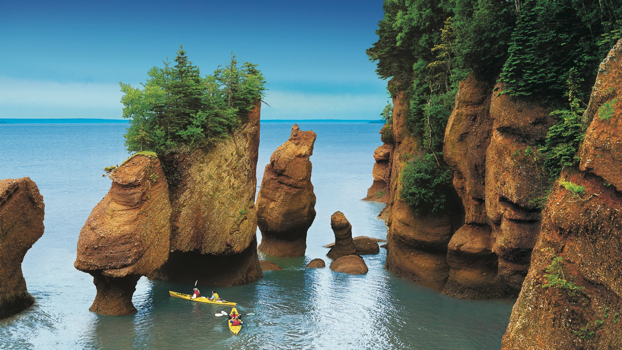 أقواس صخور هوبويل Hopewell Rocks، كندا