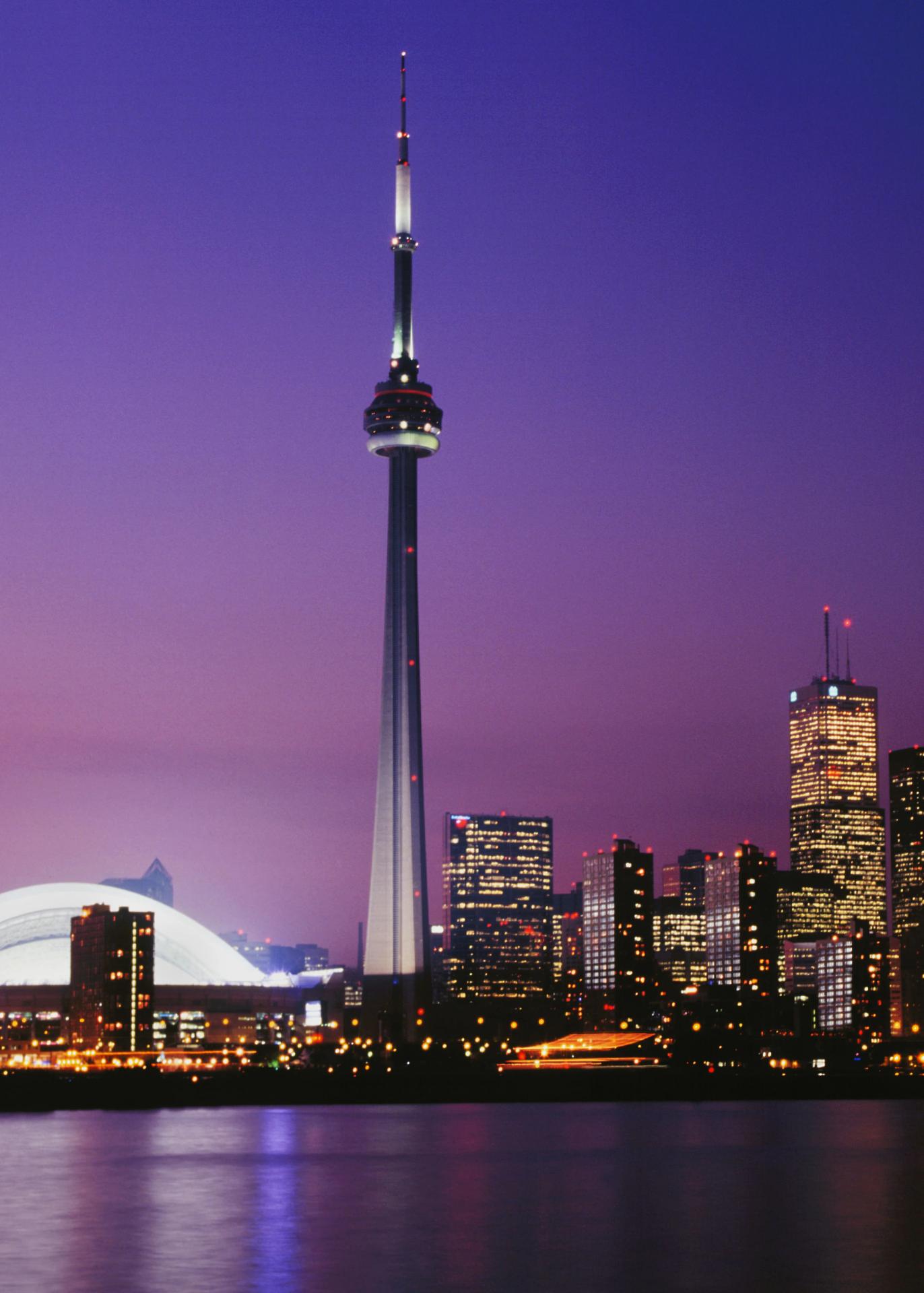 برج سي ان CN Tower، كندا