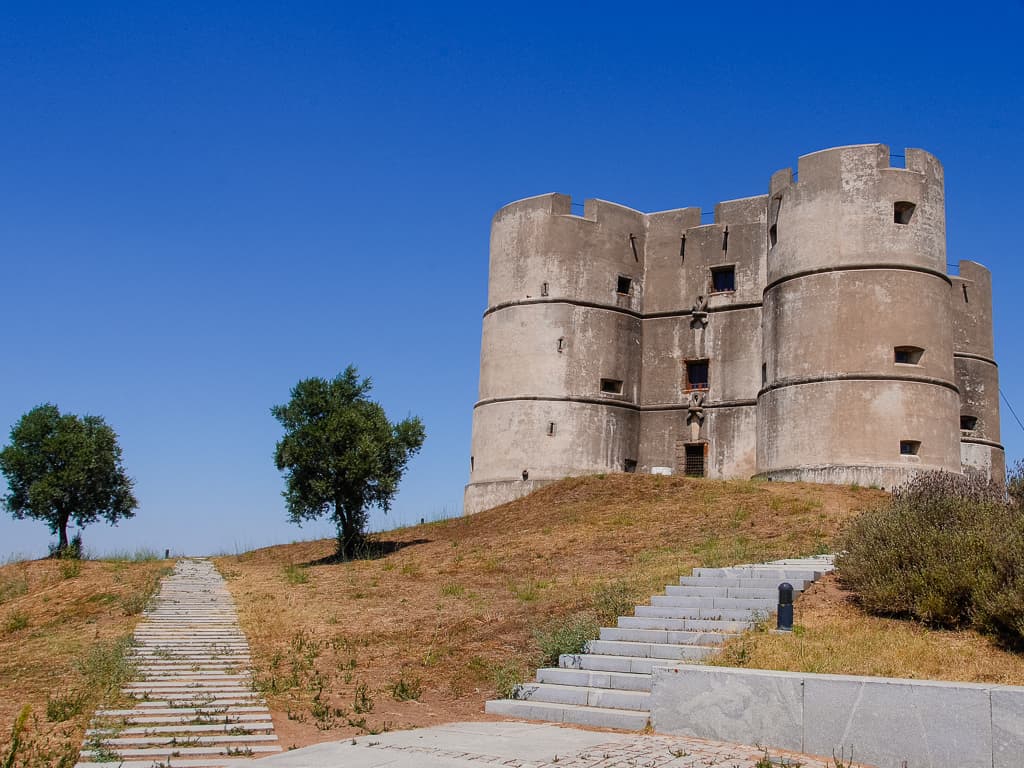 قلعة إيفورامونتي Castle of Evoramonte، إيفورامونتي