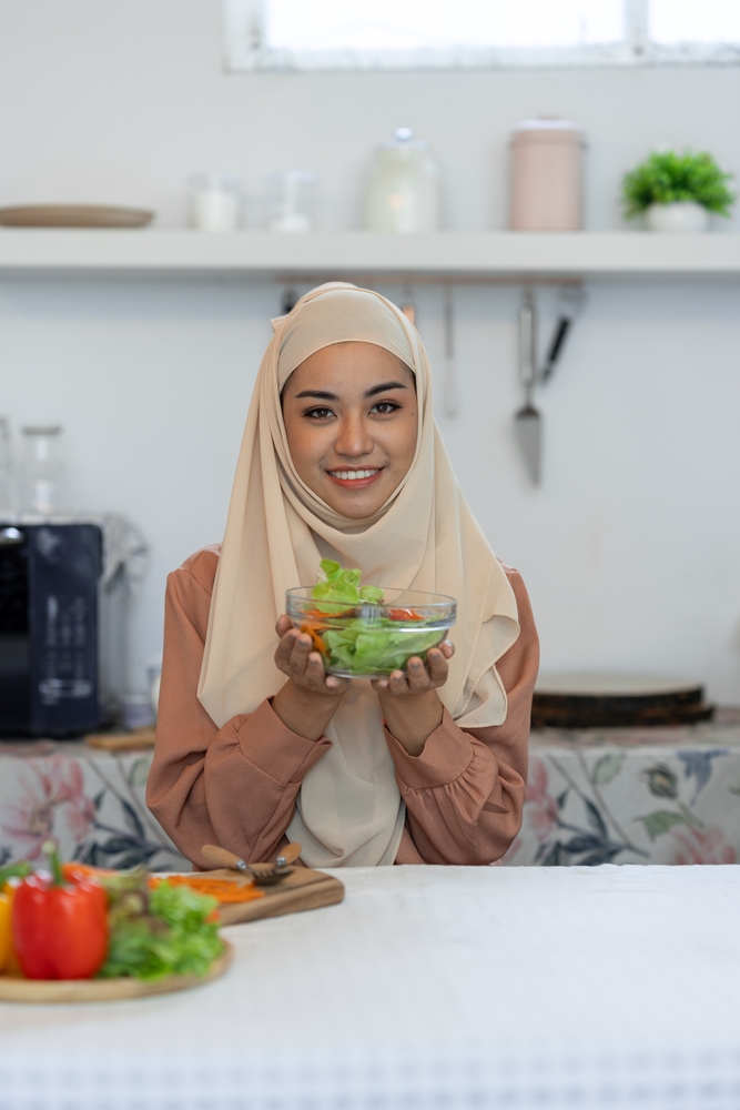 وجبة السحور في رمضان مهمة وينبغي أن تكون غنية بالعناصر الغذائية الأساسية