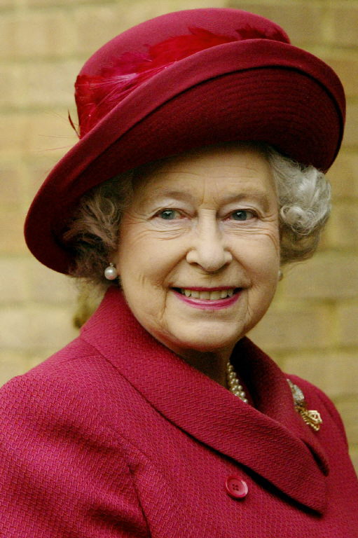  Queen Elizabeth II 