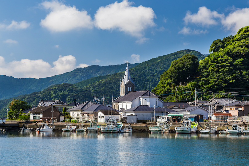 جزيرة شيموشيما Shimoshima Island (574 كم2)