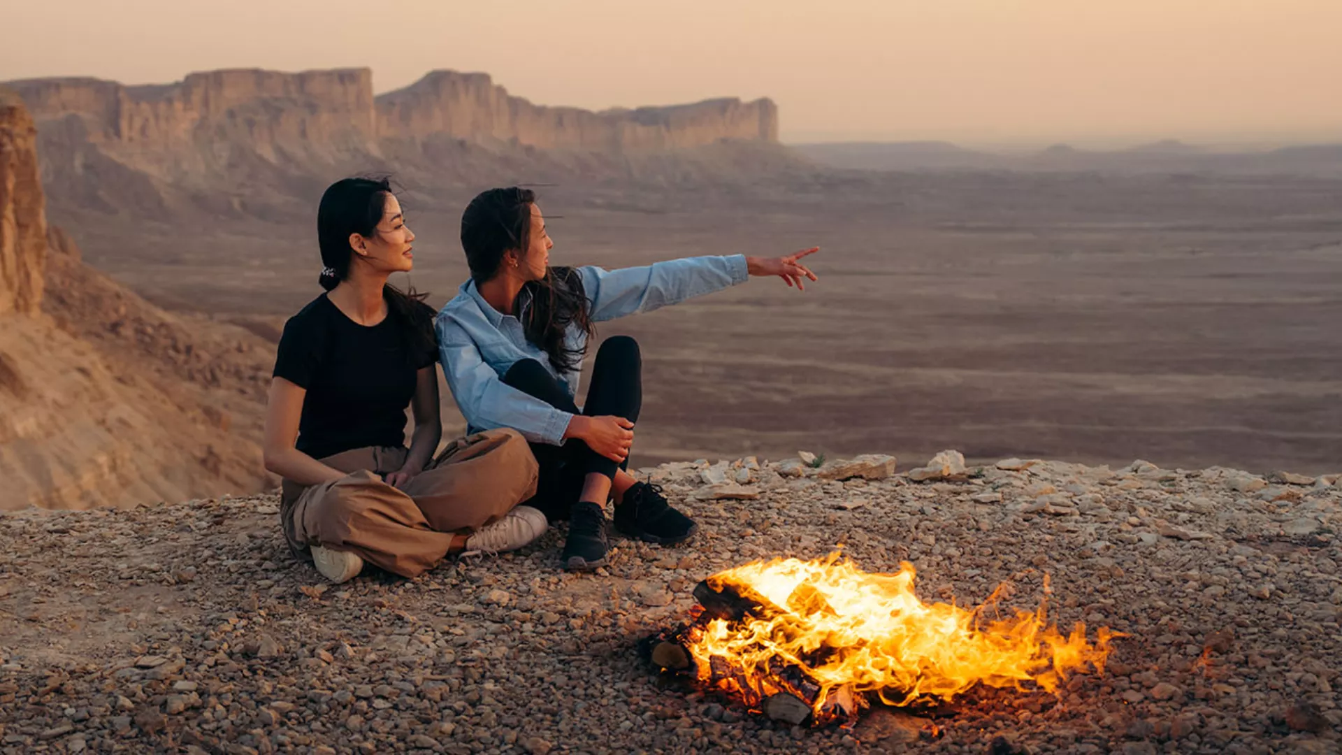 تجارب ممتعة للتخييم في مدن المملكة