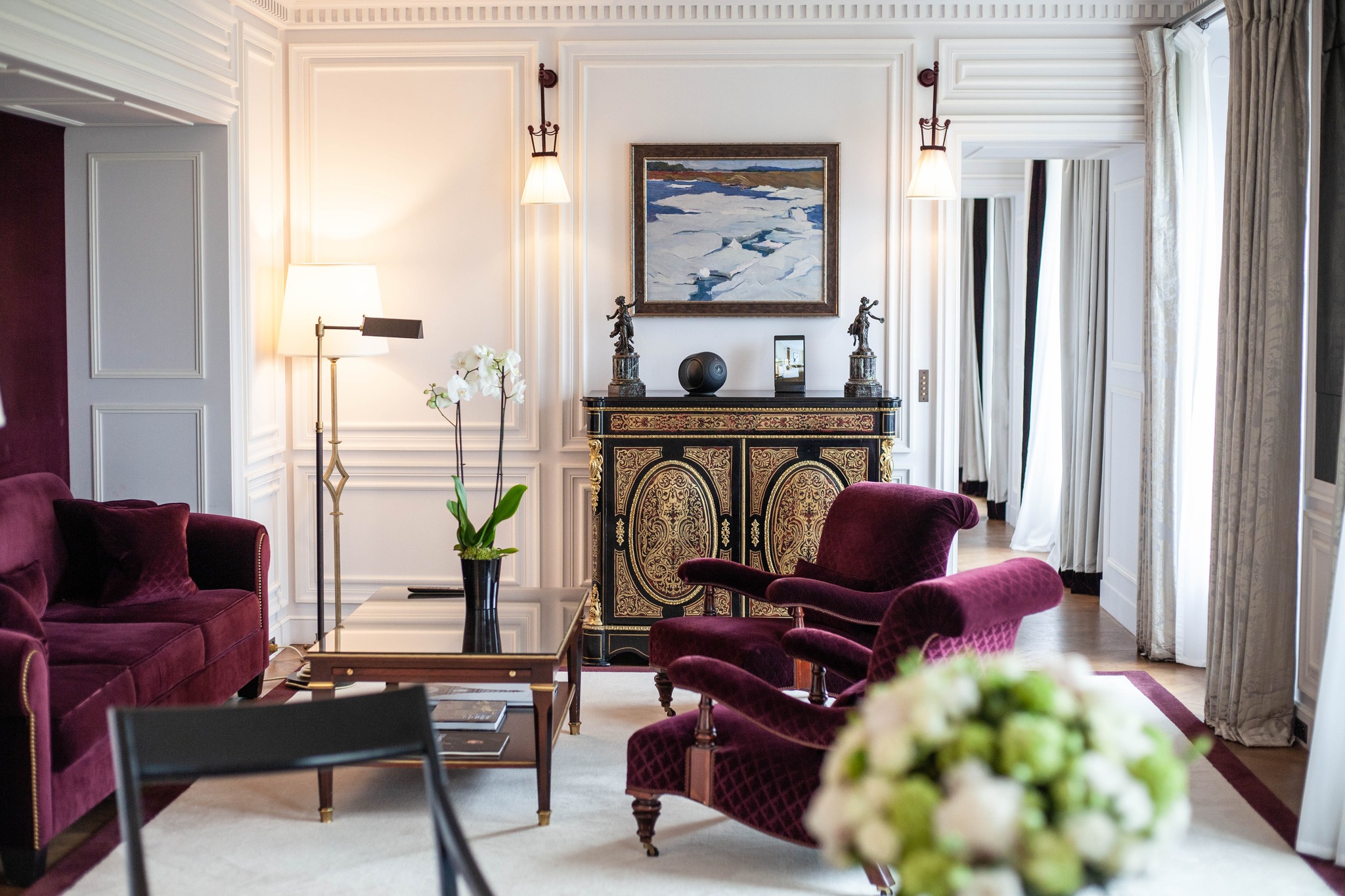 أجواء رومانسية في فندق La Réserve Paris Hotel and Spa