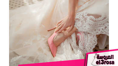 حذاء العروس يكمل إطلالتها