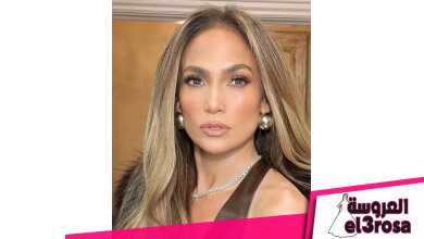 ألوان أحمر الشفاه النيود والمشمشي من وحي Jennifer Lopez