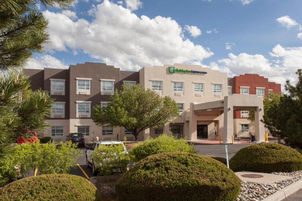 فندق Holiday Inn Express & Suites Santa Fe