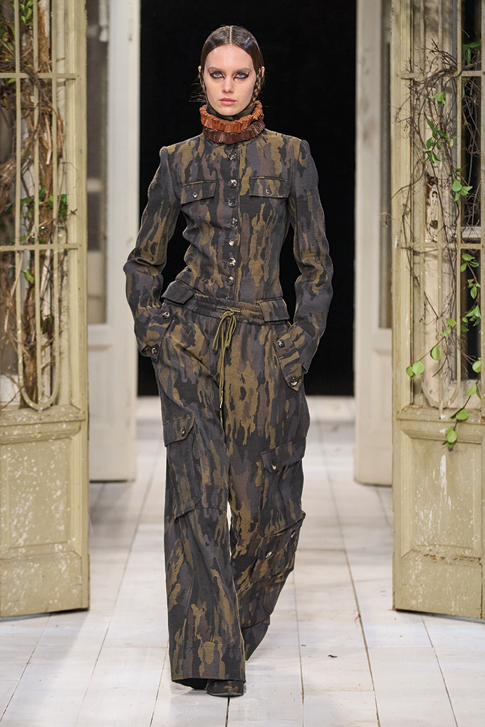 ..."أنطونيو ماراس" Antonio Marras