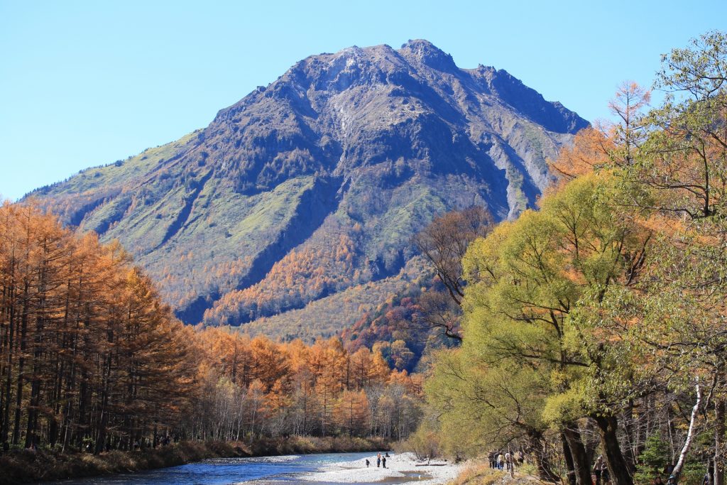 جبل ياكيداكي MOUNT YAKEDAKE