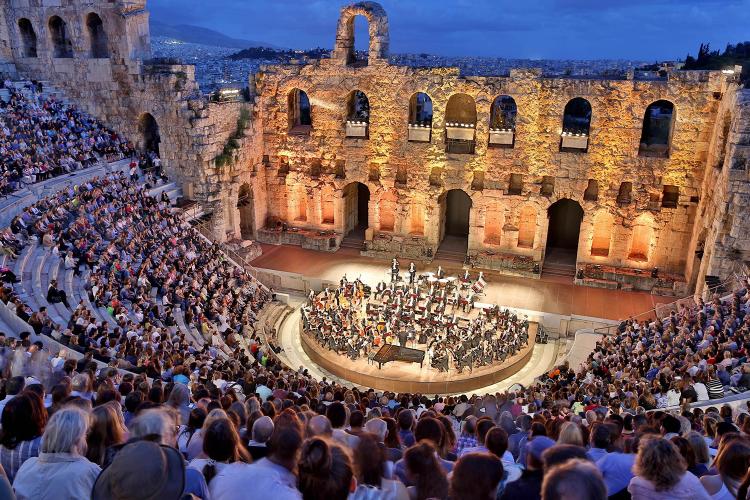 مسرح هيردوساتيكوس Odeon of Herodes Atticus